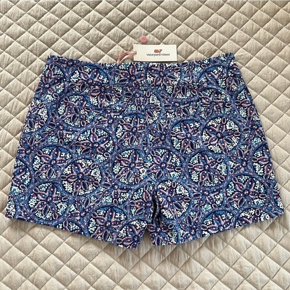 NWT Vineyard Vines shorts - Picture 4 of 5